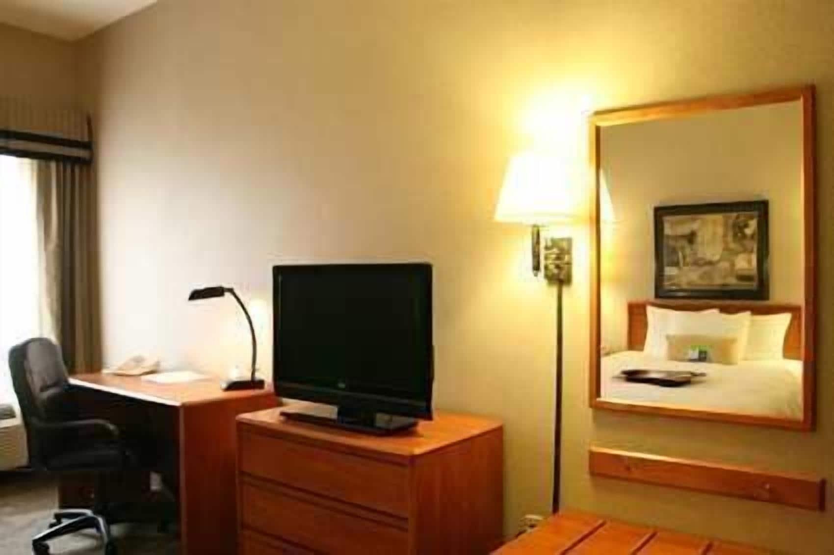 Hampton Inn Columbus/Taylorsville Edinburgh Buitenkant foto