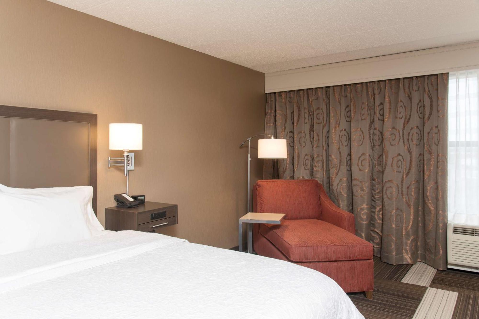 Hampton Inn Columbus/Taylorsville Edinburgh Buitenkant foto
